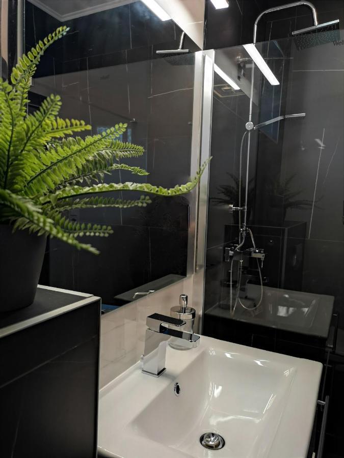 Otium Wellness Apartmanhaz Balatonakarattya Exterior photo