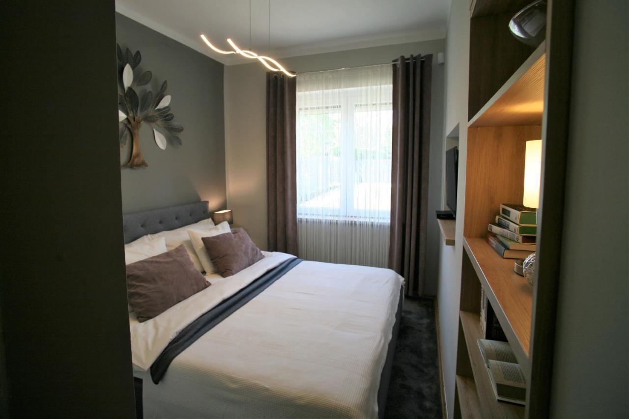Otium Wellness Apartmanhaz Balatonakarattya Exterior photo
