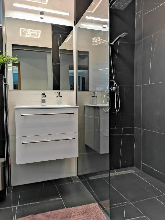 Otium Wellness Apartmanhaz Balatonakarattya Exterior photo