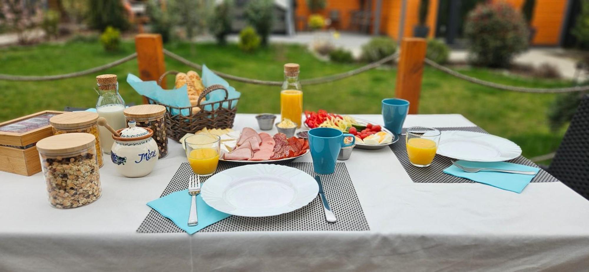 Otium Wellness Apartmanhaz Balatonakarattya Exterior photo