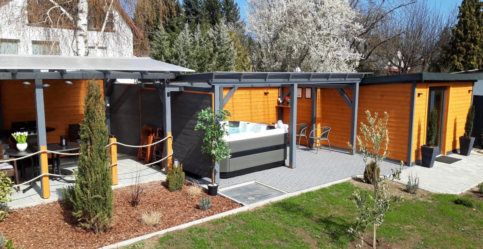 Otium Wellness Apartmanhaz Balatonakarattya Exterior photo