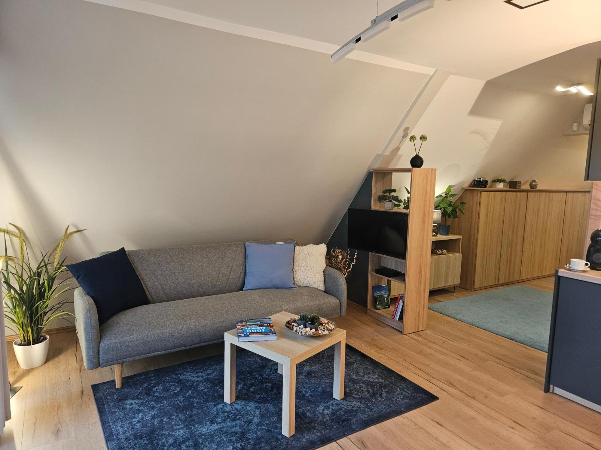 Otium Wellness Apartmanhaz Balatonakarattya Exterior photo